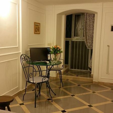 Suite Calefati "Monolocale" Bari Exterior photo