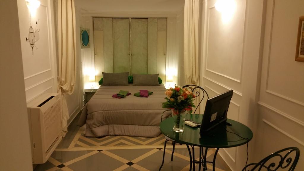 Suite Calefati "Monolocale" Bari Exterior photo